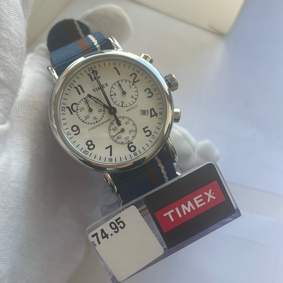 Timex Weekender TW2P624009J Unisex Casual Watch - Picture 1 of 3